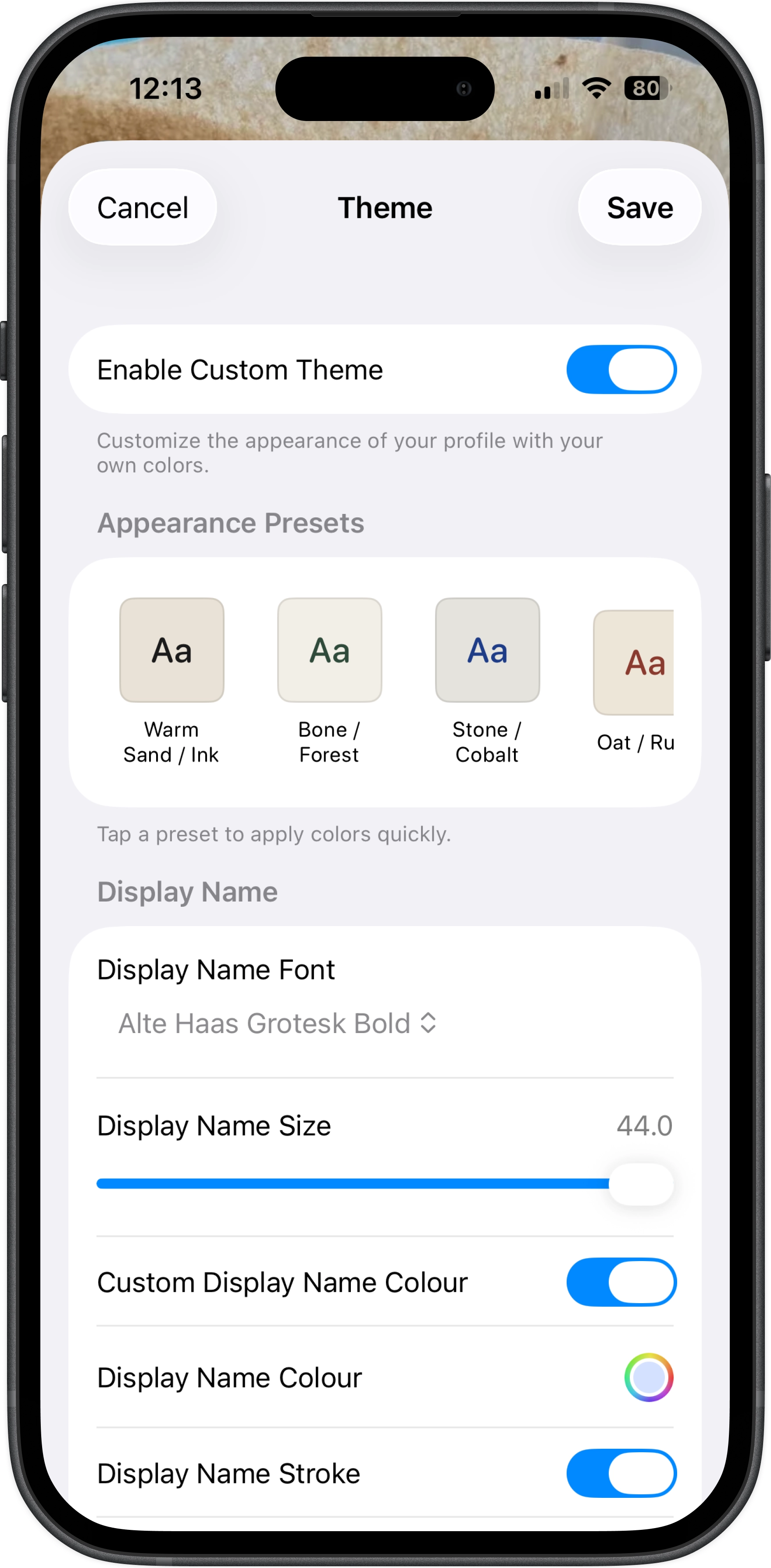 Profile theme editor showing options for colors, backgrounds and text styling